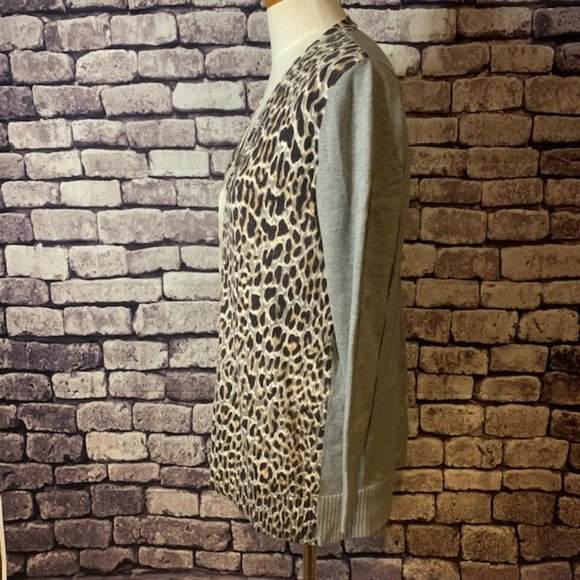 Chico's Animal Print Cardigan Size Medium - Picture 5 of 10